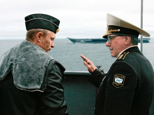 XYZ Russian Naval Officer with Putin 03